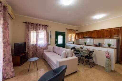 Apartament Sofis Private House With Big Garden Alykes Potamou Zewnętrze zdjęcie